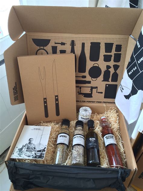 Pin by Rebeca Silvana Granier Chavez on Sushi | Steak gift box, Steak