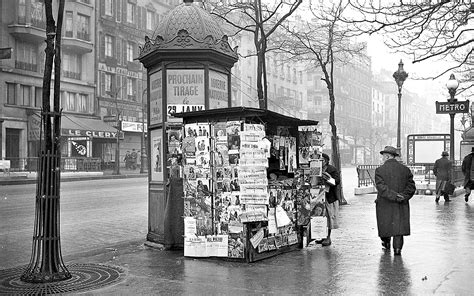 Connaissez vous l histoire des kiosques à journaux à Paris