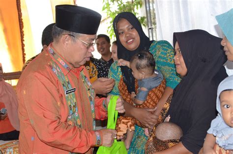 Keluarga Risiko Stunting Di Sidempuan Dapat Bantuan Pangan Waspada