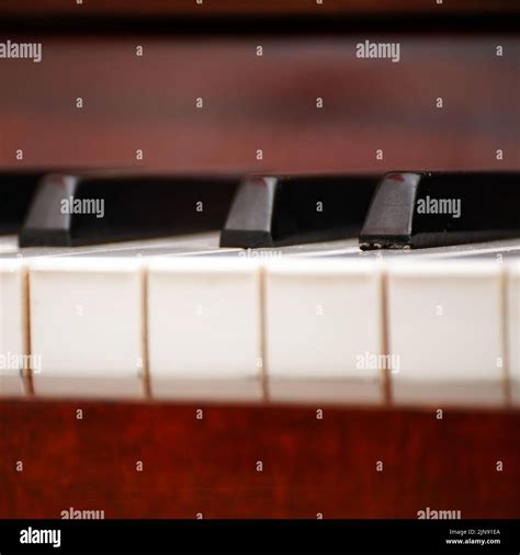 View of the black and white Piano keyboard Stock Photo - Alamy