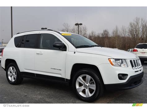 2011 Bright White Jeep Compass 2 4 Latitude 4x4 89714033 Photo 5 Car Color