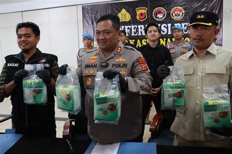 Satres Narkoba Polres Bogor Ungkap Peredaran 5 Kg Sabu Dan 5 Ribu Butir