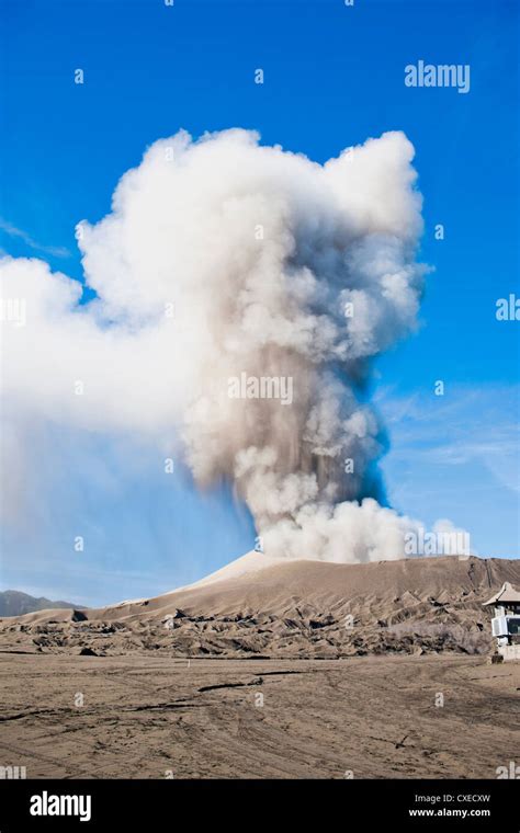 Nuage De Cendre Volcanique Banque De Photographies Et Dimages Haute