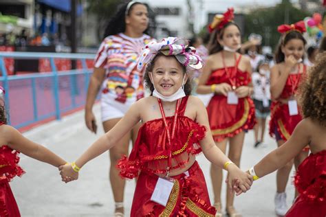 Rj Escolas De Samba Mirins Definem A Corte Momesca Da Folia Infantil