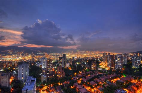 Medellin Colombia Pictures Hd Download Free Images On Unsplash