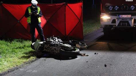 Wypadek W K Obucku Letni Motocyklista Zgin W Zderzeniu Z Fiatem