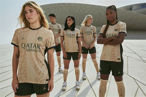 Le Psg Dévoile Son 4ème Maillot éléphant Conçu Par Jordan Brand Pour La Fin De Saison 2023