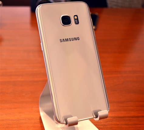 Samsung Galaxy S7 And Galaxy S7 Edge Popsugar Tech