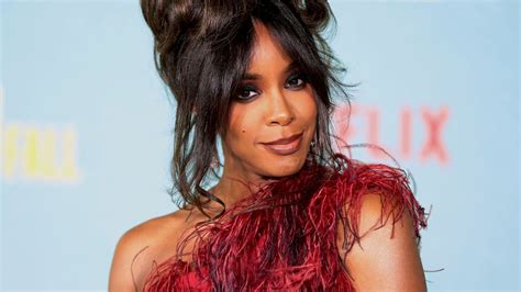 Kelly Rowland Shuts Fans Down In Fiercest Thigh Split Ballgown Hello