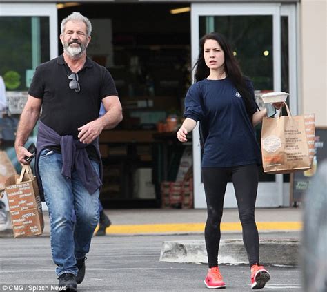 Mel Gibson Goes Low Key With Girlfriend Rosalind Ross In La Daily