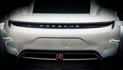 La Zaga Del Nuevo Porsche Taycan Totalmente Al Descubierto