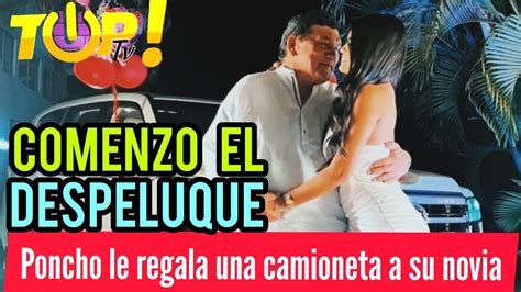 Poncho Zuleta le dio su primer cariñito a su novia y la sorprendió