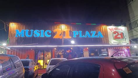 plaza  metro manila makati