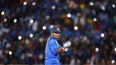 High Court Mahendra Singh Dhoni Moves High Court For Contempt