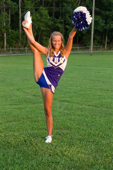 Cheerleaders Cheerleading Pictures Cheerleading Poses Cheer Poses