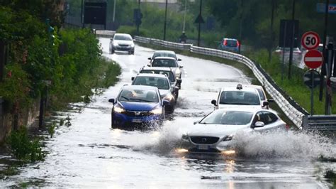 Maltempo Danni E Strade Chiuse Nel Lecchese Le Immagini Cronaca