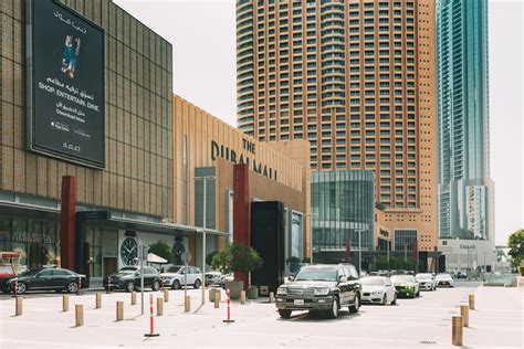 Comment Louer une Voiture à Dubaï