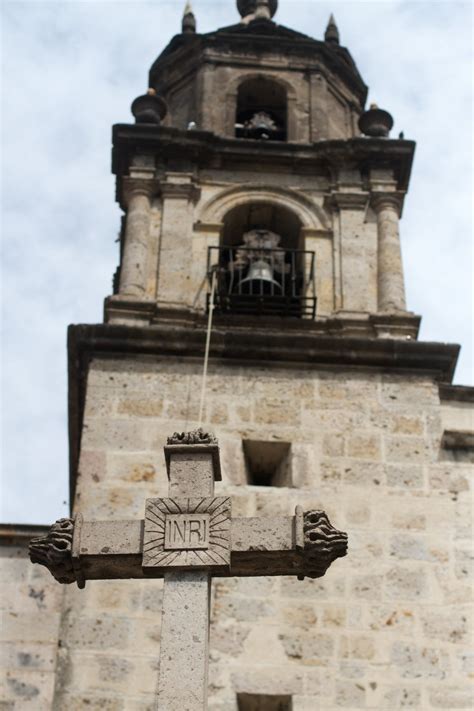 Fotos Gratis Monumento Torre Iglesia Capilla Torre Del Reloj