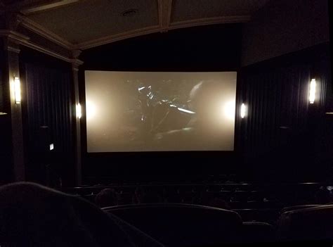 This is how my local movie house shows previews. Yes, this is how it ...