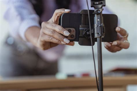 Cara Merawat Tripod Agar Tidak Mudah Rusak