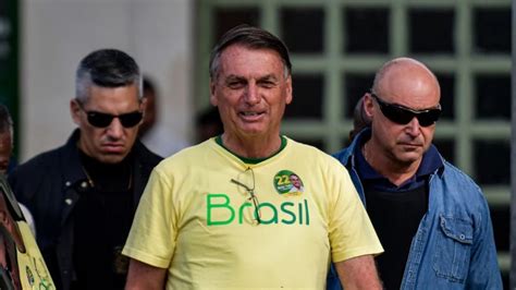 Bolsonaro Guarda Un Extenso Silencio Tras Su Derrota Ante Lula Da Silva