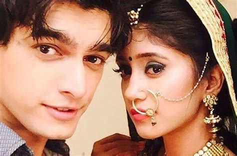 Karthik And Nairas First Romantic Moment In Star Plus Yeh Rishta