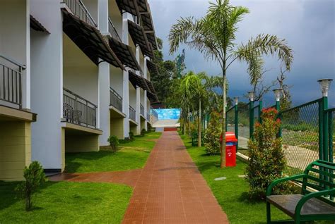 The Lake View Resort Munnar Munnar INR 610 OFF ( ̶3̶0̶0̶0̶ ) Resort ...