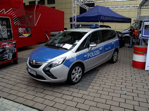 Ein Opel Zafira Der Polizei Frankfurt Am Auf Der Iaa