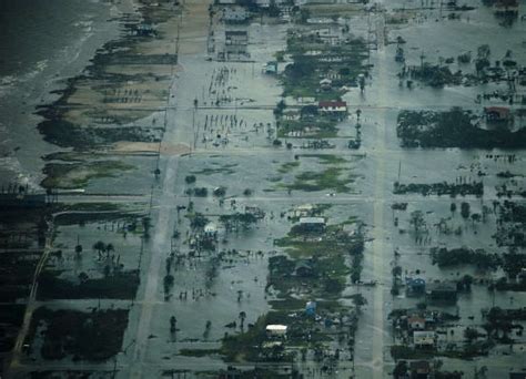 15 Lessons Hurricane Ike Taught Houstonians