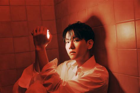 Watch Exo S Baekhyun Serves Sweet Charm In Irresistible Pineapple