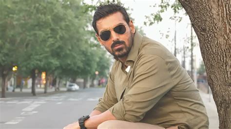 John Abraham Invests Rs 70 83 Crore In Luxurious Bungalow India Stamp