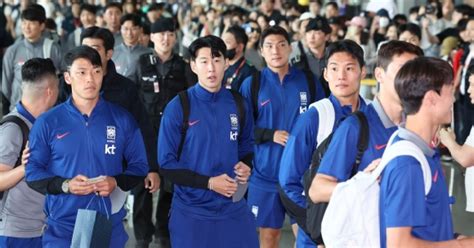 축구 국가대표팀 싱가포르로 출국