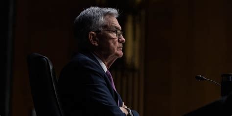 Fed S Powell Leans Toward Quarter Point Rate Hike Thinks Soft Landing Likely Barron S