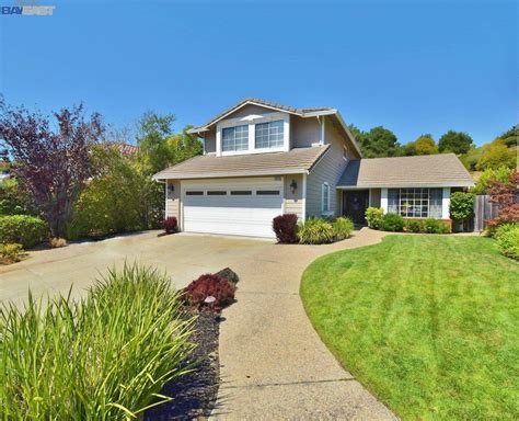 Castro Valley, CA Real Estate - Castro Valley Homes for Sale | realtor.com®