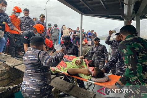 Kri Kakap Evakuasi Warga Terdampak Erupsi Gunung Ruang Antara