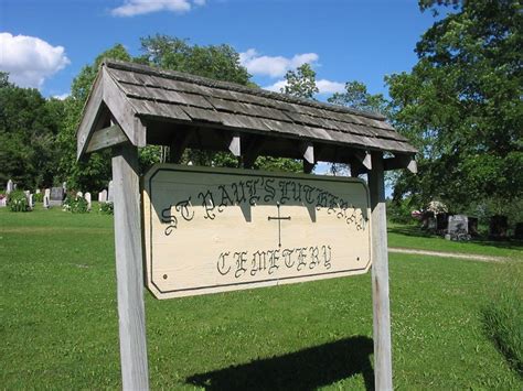 Saint Pauls Lutheran Cemetery En Random Lake Wisconsin Cementerio