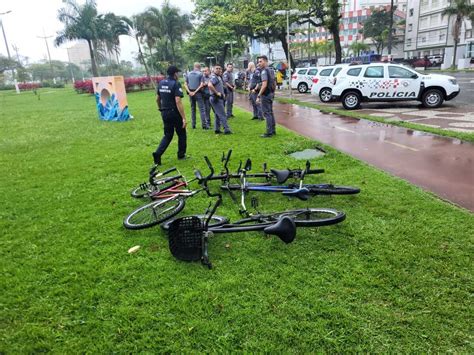 auxílio das câmeras GCM de Santos prende dois homens após furto de