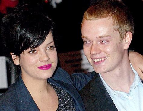 Lily Y Alfie Allen Dos Hermanos Que Han Conquistado El Mundo Del