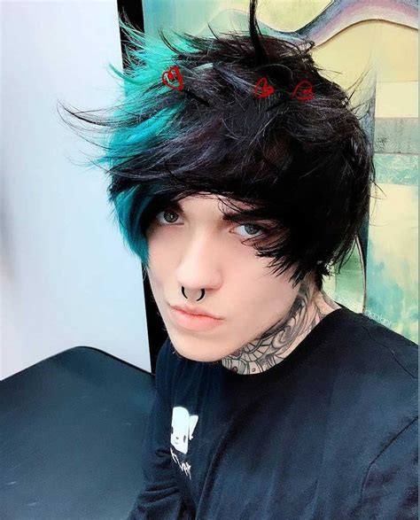 40 Best Emo Hairstyles For Guys To Fit Your Edgy Personality Emo