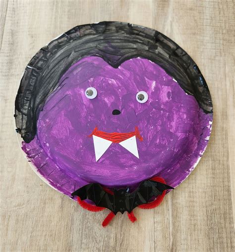 Halloween Paper Plate Art