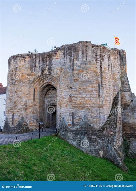 Tonbridge Castle in September 2019 Editorial Photo - Image of