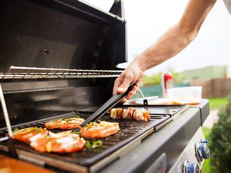 Best Ever Grilling Tips From Pro Chefs Readers Digest Canada