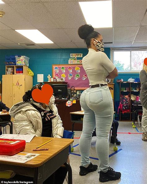 Maestra De Escuela Primaria Con Curvas De Nueva Jersey Criticada Por