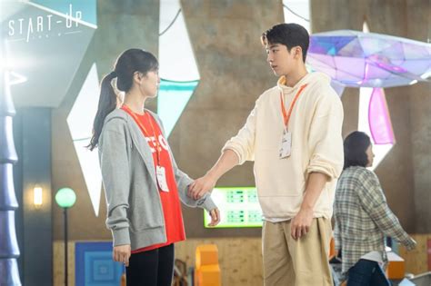 Upcoming Drama “start Up” Gives Peek At Love Triangle Between Suzy Nam Joo Hyuk And Kim Seon