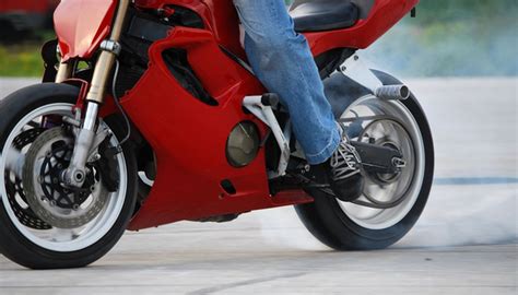 Conseils Pour Bien Choisir Son Assurance Moto En Ligne