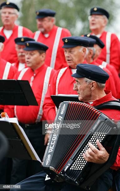 Sea Shanty Singers Photos and Premium High Res Pictures - Getty Images