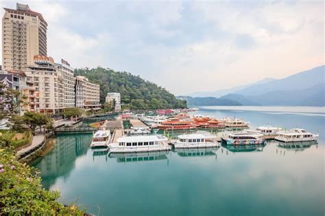 chiayi alishan nantou sun moon lakethree days   nights