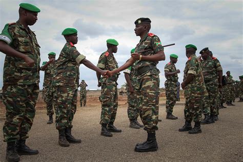 Burundi Chief of Defense Forces visits Somalia. - AMISOM