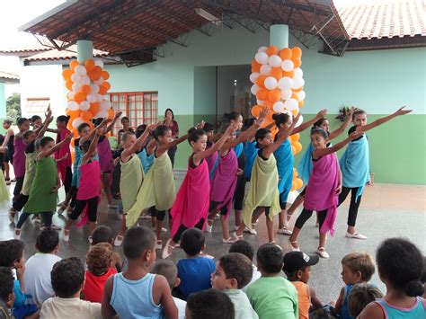 Escola Professor José Carlos da Silva Projeto de Dança na Escola