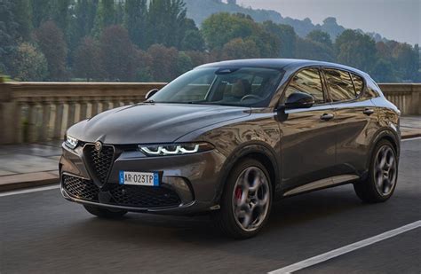 Alfa Romeo Tonale Plug In Hybrid A Powerful SUV With High End Comfort